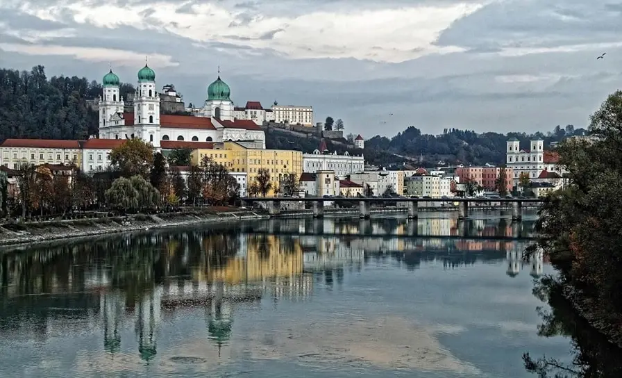 Gebäudereinigung Passau – Gebäudereinigung in Stadt und Landkreis Passau finden, Beratung und Betreuung durch BavariaConnect